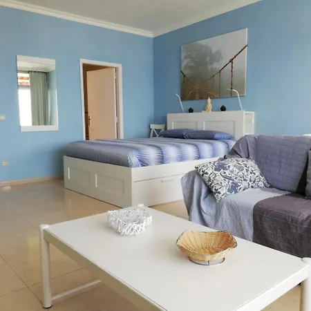 Ikarus Apartment *